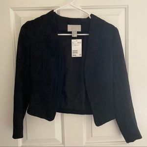 TEXTURED CROP BLACK BLAZER